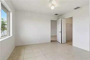 516/518 SE 5th Pl, Cape Coral, FL 33990 - Photo 11