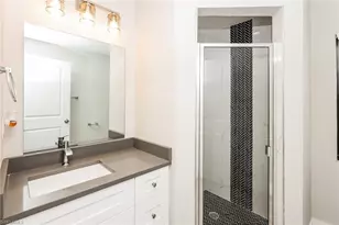 524 Lone Star Ln, Lehigh Acres, FL 33974 - Photo 9