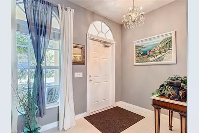 6186 Towncenter Cir, Naples, FL 34119 - Photo 5