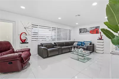 713 SE 43rd St, Cape Coral, FL 33904 - Photo 11