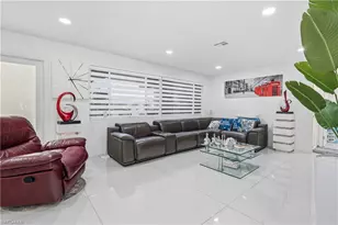 713 SE 43rd St, Cape Coral, FL 33904 - Photo 11