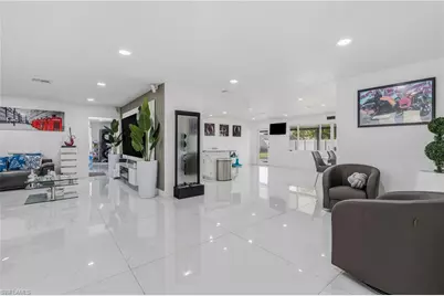 713 SE 43rd St, Cape Coral, FL 33904 - Photo 9