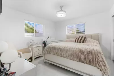 713 SE 43rd St, Cape Coral, FL 33904 - Photo 7