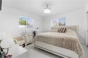 713 SE 43rd St, Cape Coral, FL 33904 - Photo 7