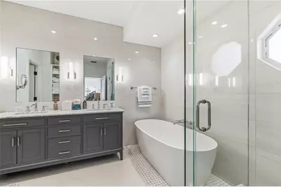 4705 Villa Mare Ln, Naples, FL 34103 - Photo 21