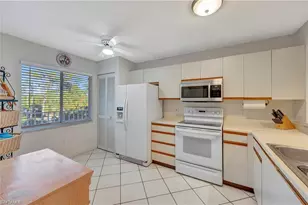 3072 Sandpiper Bay Cir, Naples, FL 34112 - Photo 11