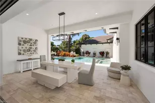 2025 Crayton Rd, Naples, FL 34102 - Photo 15