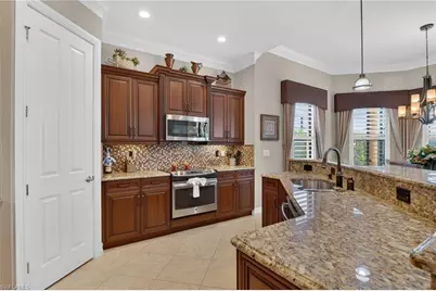 7352 Lantana Way, Naples, FL 34119 - Photo 17