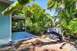 9144 7th St, Naples, FL 34108 - Photo 27