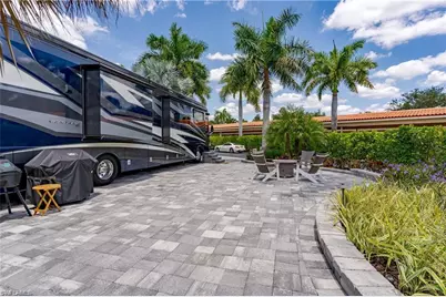 13526 Snook Cir, Naples, FL 34114 - Photo 15