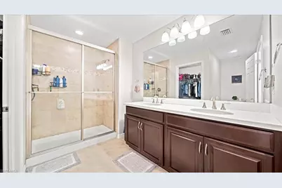 3770 Crofton Ct, Fort Myers, FL 33916 - Photo 13