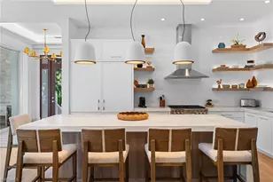 685 2nd St S, Naples, FL 34102 - Photo 5