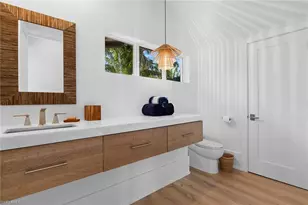 685 2nd St S, Naples, FL 34102 - Photo 31