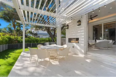 685 2nd St S, Naples, FL 34102 - Photo 39