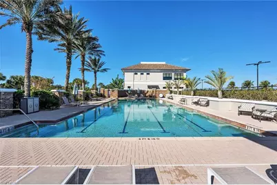 9087 Breakwater Dr, Naples, FL 34120 - Photo 43