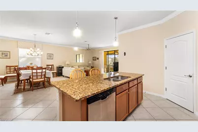 3640 Treasure Cove Cir, Naples, FL 34114 - Photo 9