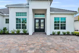 14044 Blue Bay Cir, Fort Myers, FL 33913 - Photo 3