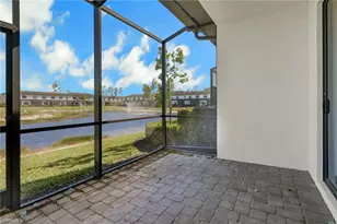 7540 Carnegie Way, Naples, FL 34119 - Photo 5