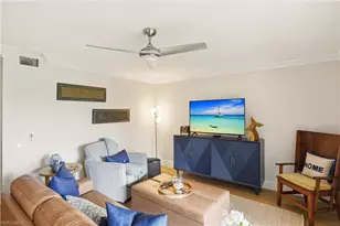 7300 Glenmoor Ln, Naples, FL 34104 - Photo 7