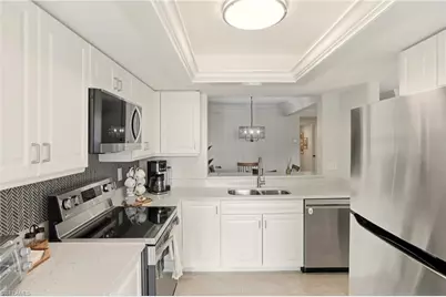 7300 Glenmoor Ln #1206, Naples, FL 34104 - Photo 11