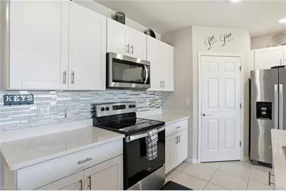 4121 68th Ave NE, Naples, FL 34120 - Photo 3