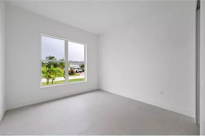 2548 Linda Dr, Naples, FL 34112 - Photo 7