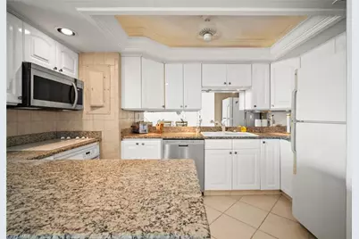 3443 Gulf Shore Blvd N #713, Naples, FL 34103 - Photo 9