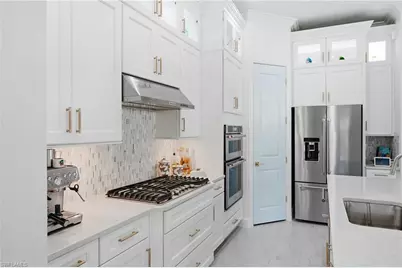 2718 Aviamar Cir, Naples, FL 34114 - Photo 15