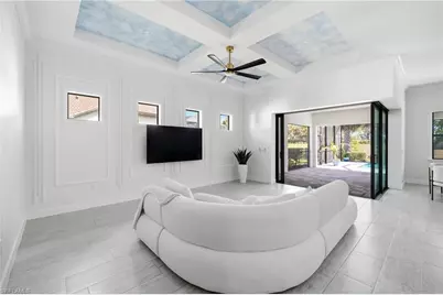 2718 Aviamar Cir, Naples, FL 34114 - Photo 5