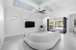 2718 Aviamar Cir, Naples, FL 34114 - Photo 5