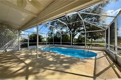 296 Riverwood Rd, Naples, FL 34114 - Photo 5