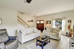 2941 Inlet Cove Ln E, Naples, FL 34120 - Photo 7