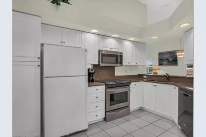 254 Newport Dr #412, Naples, FL 34114 - Photo 5