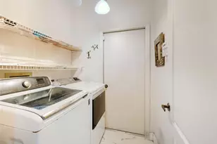 209 Countryside Dr, Naples, FL 34104 - Photo 29