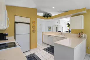 768 Wiggins Lake Dr, Naples, FL 34110 - Photo 11