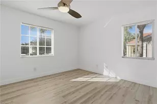 7762 Jewel Ln, Naples, FL 34109 - Photo 23