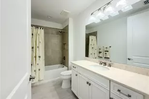 2543 Seychelles Dr, Naples, FL 34112 - Photo 39