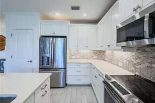 2543 Seychelles Dr, Naples, FL 34112 - Photo 19