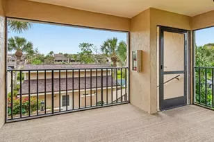 5403 Fox Hollow Dr, Naples, FL 34104 - Photo 5