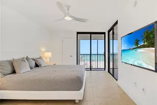 9415 Gulf Shore Dr, Naples, FL 34108 - Photo 15