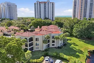 7048 Pelican Bay Blvd, Naples, FL 34108 - Photo 41