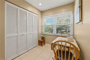 1055 Forest Lakes Dr, Naples, FL 34105 - Photo 5