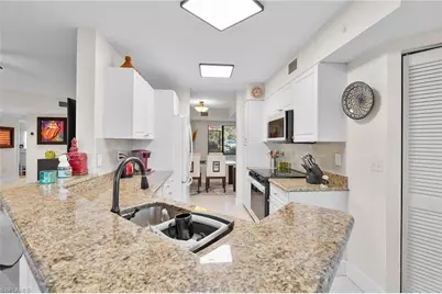 15 Bennington Dr #3, Naples, FL 34104 - Photo 11