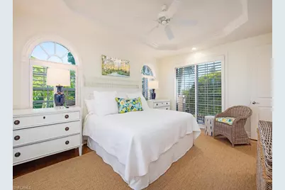 597 4th Ave S #2, Naples, FL 34102 - Photo 9