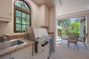 597 4th Ave S, Naples, FL 34102 - Photo 3