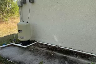 4930 40th St NE, Naples, FL 34120 - Photo 7