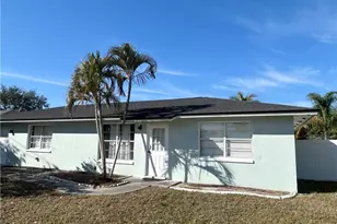 1428 SE 20th Ave, Cape Coral, FL 33990 - Photo 3