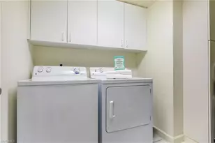 2348 Hidden Lake Dr, Naples, FL 34112 - Photo 23