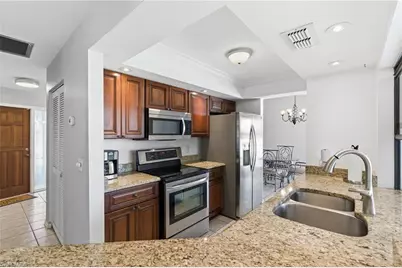 3815 SW 5th Pl, Cape Coral, FL 33914 - Photo 11