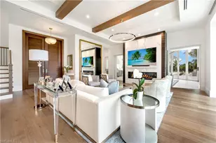 330 Broad Ave N, Naples, FL 34102 - Photo 7